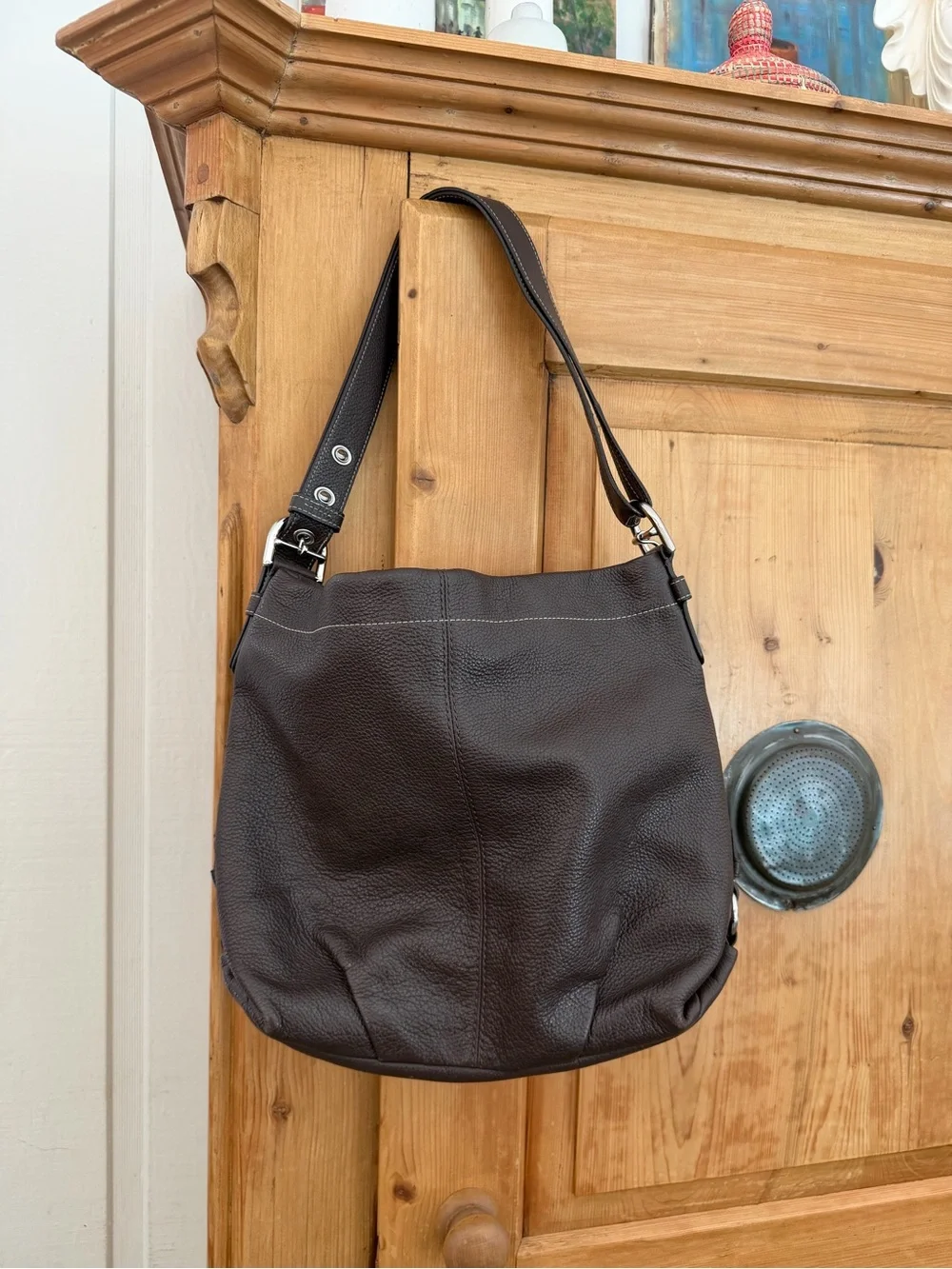 Coach Classic Medium Pebbled Leather Hobo Shoulder Bag in Dark Brown Leather